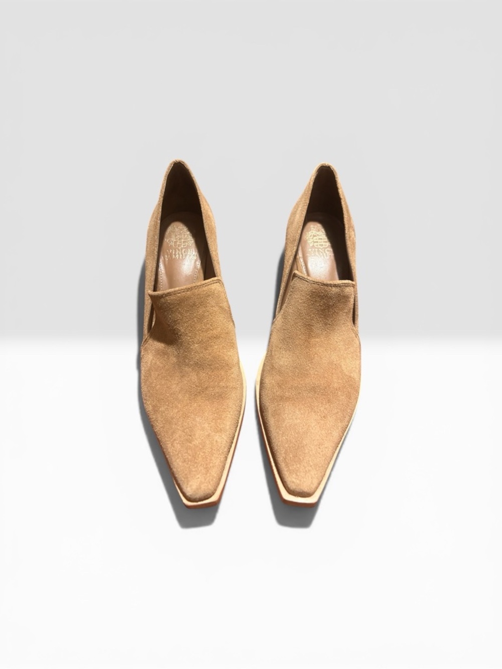 Vince Camuto- Size 8
Women's Wevenly Pointed Pumps Heel